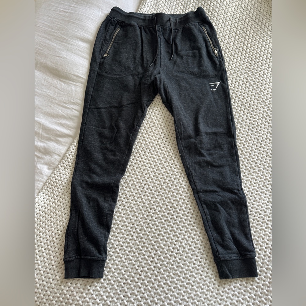 Men’s gym shark sweats